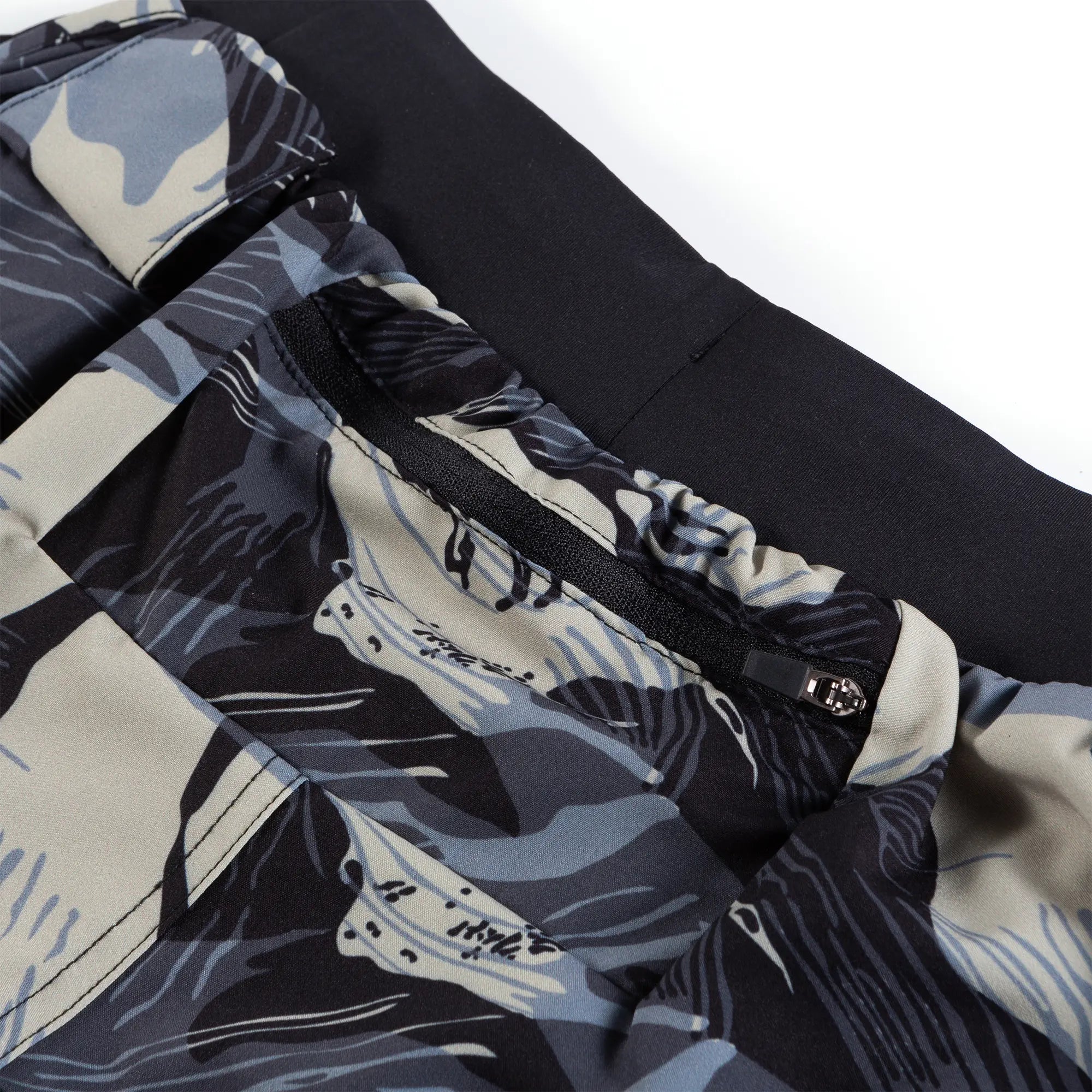Women's AFS-Hybrid Short V2